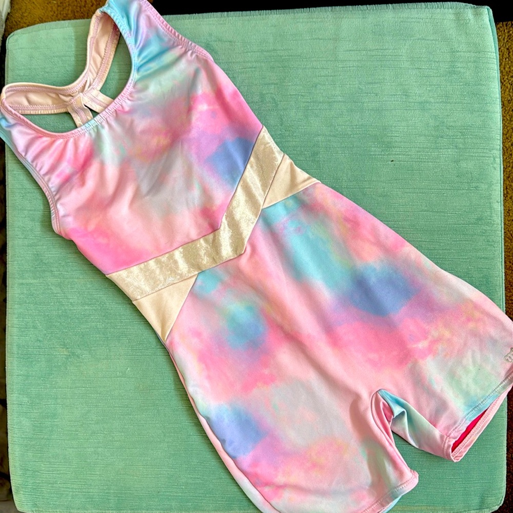 Dance/gymnastics